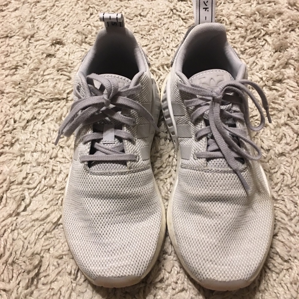 Adidas NMD R2